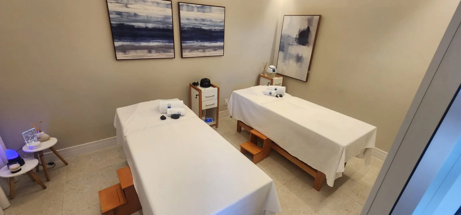 maca preparada para massagem com pedras quentes na Delicatta Estética e Spa no Hotel Blue Sea em Itapema SC